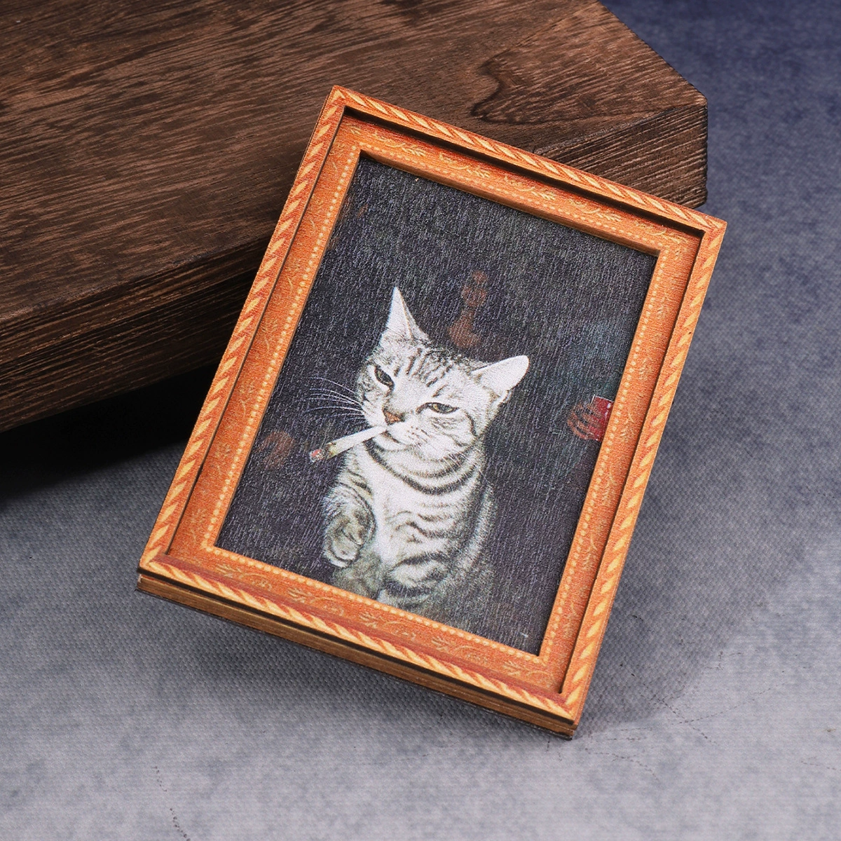 Quirky Smoking Cat Wooden Fram - مراجعة Kitchen Appliances Refrigerators وسعره